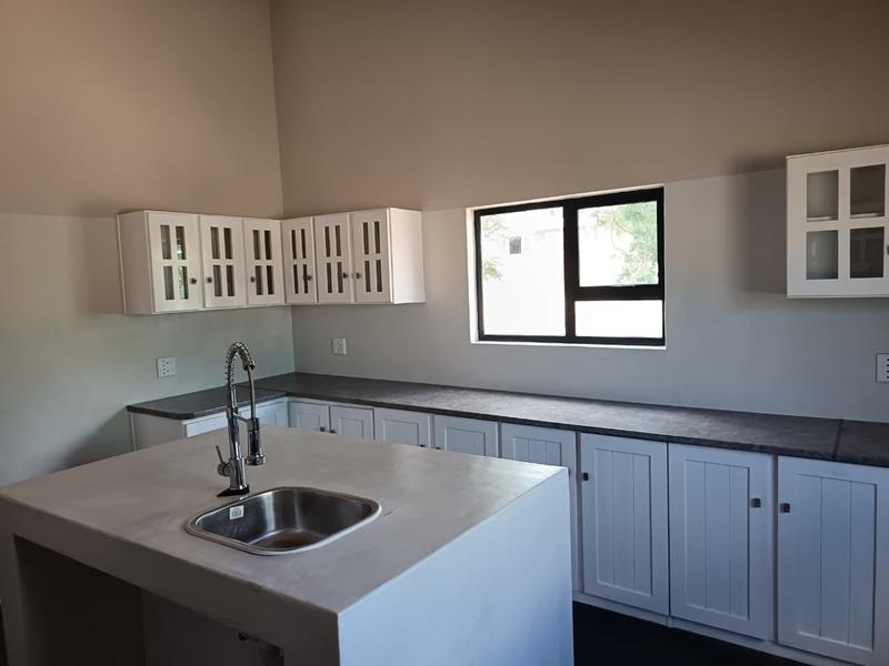 3 Bedroom Property for Sale in Albertinia Western Cape